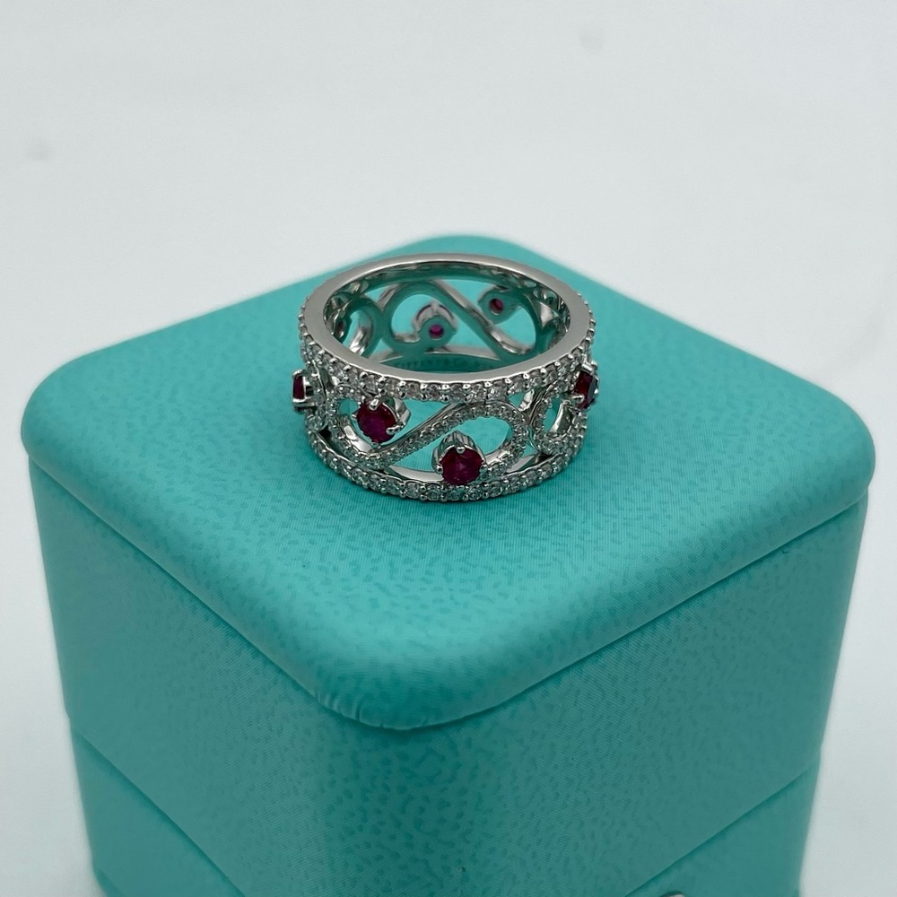 Tiffany & Co. Enchant scroll diamond band ring Size 5.5